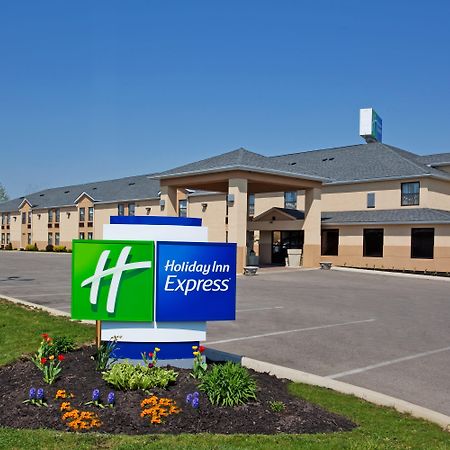 Holiday Inn Express London-I-70 By Ihg Dış mekan fotoğraf