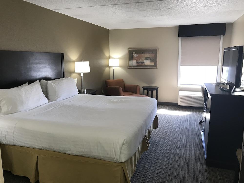 Holiday Inn Express London-I-70 By Ihg Dış mekan fotoğraf