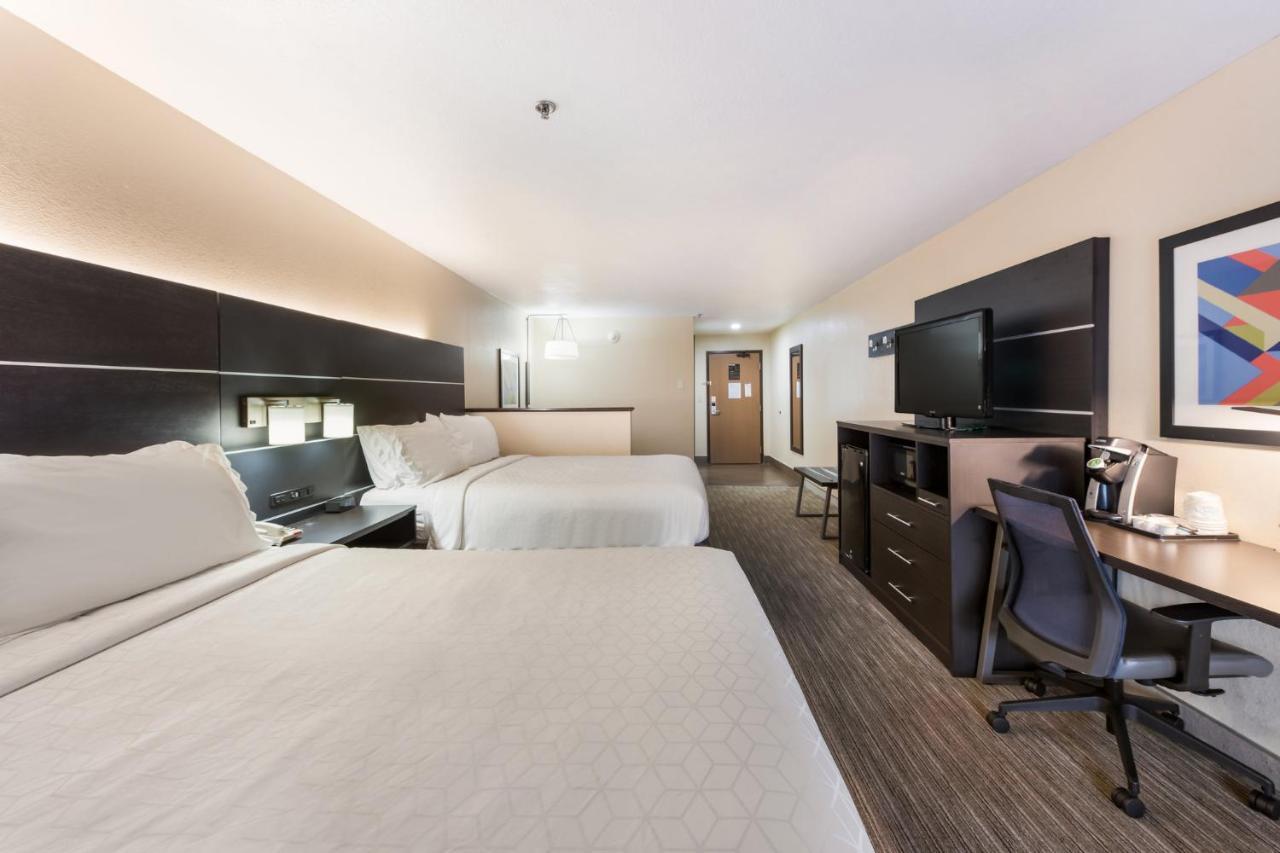 Holiday Inn Express London-I-70 By Ihg Dış mekan fotoğraf