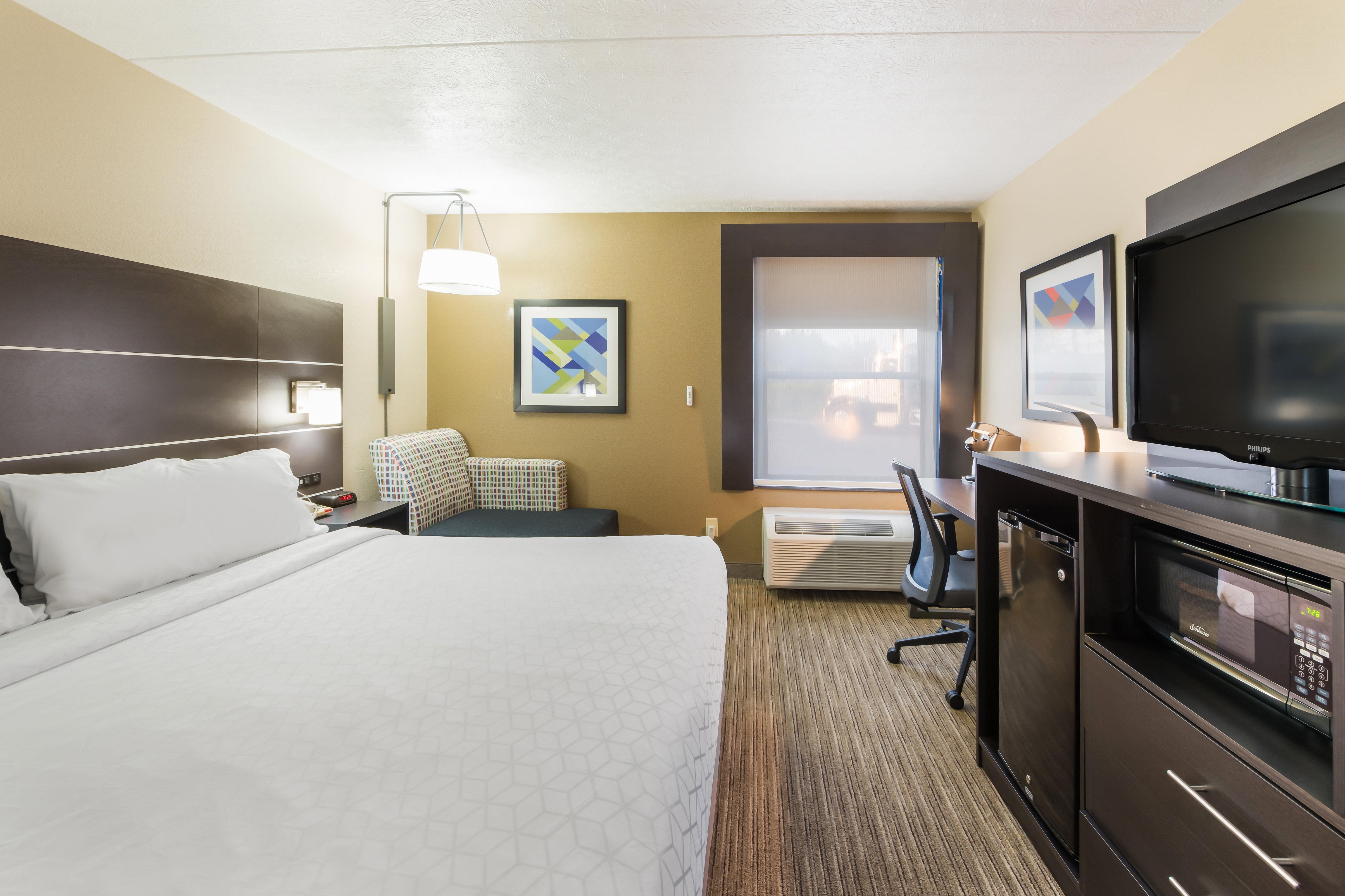 Holiday Inn Express London-I-70 By Ihg Dış mekan fotoğraf