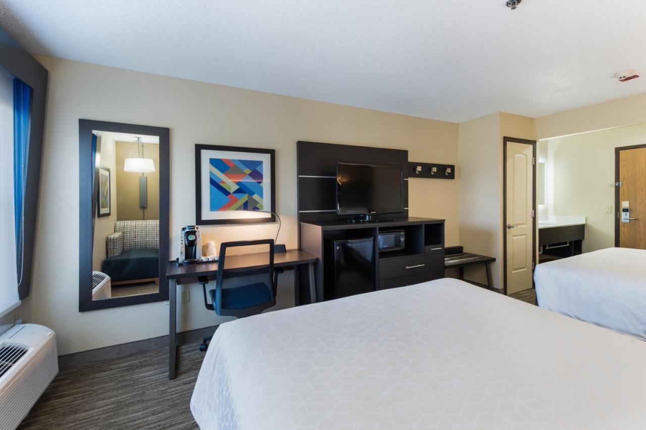 Holiday Inn Express London-I-70 By Ihg Dış mekan fotoğraf