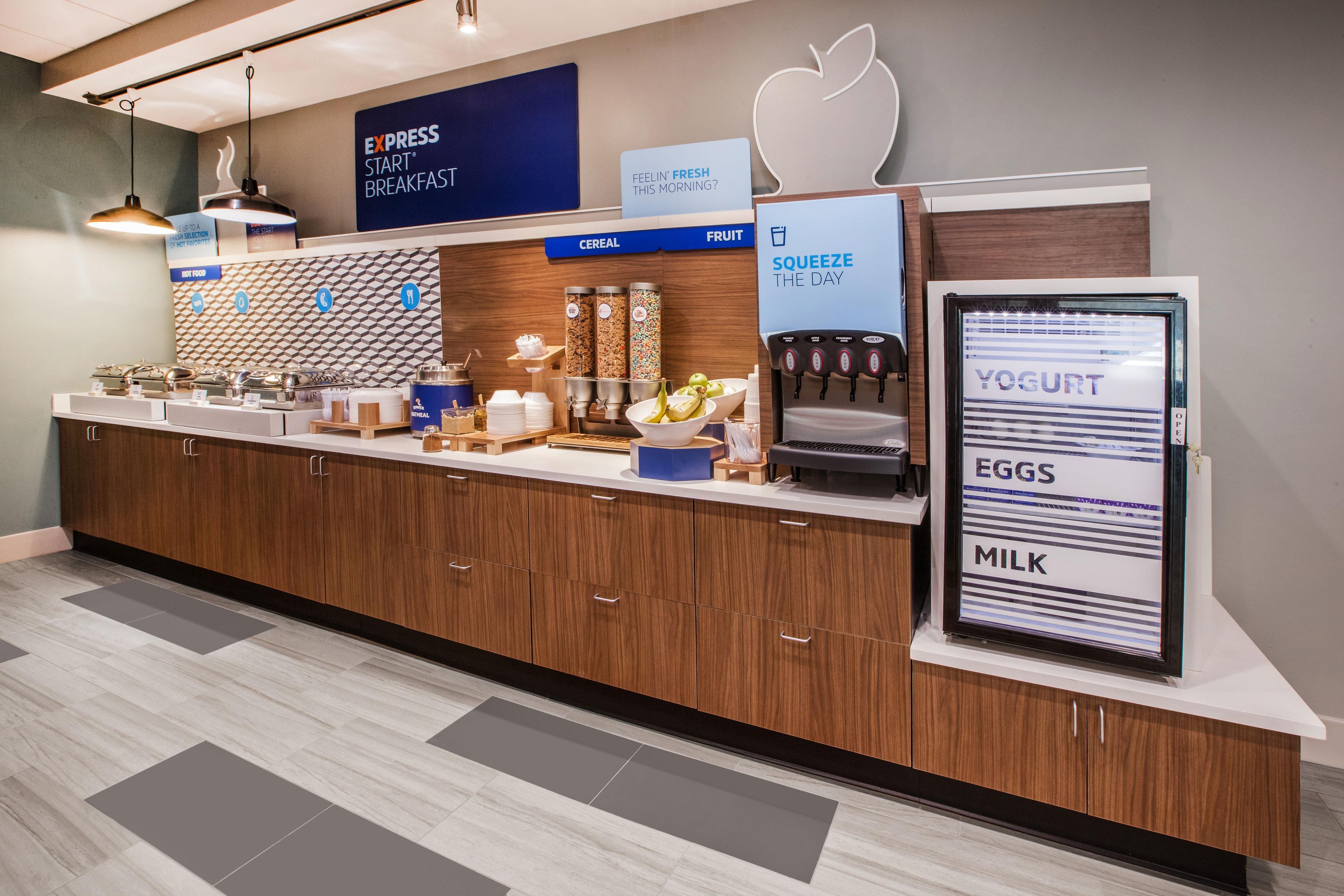 Holiday Inn Express London-I-70 By Ihg Dış mekan fotoğraf